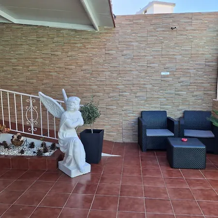 El Nido De Los Angeles *