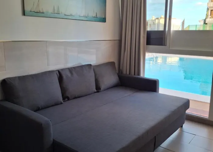 El Nido De Los Angeles بلايا ديل إنغلز